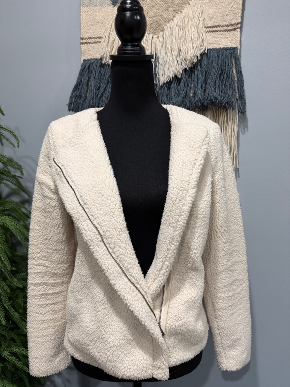 Banana Republic Cream Teddy Jacket Zippered Cardigan Waist Length XS